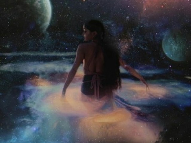 God is a woman - Ariana grande