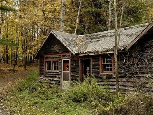 Cabana Abandonada