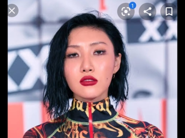 O curtinho da hwasa🧡🧡