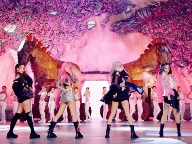 ☆ Faça o quiz e descubra qual integrante do °BLACKPINK° você seria ☆