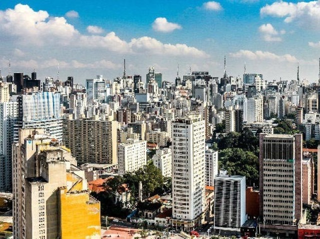 Eles moram em cidades grandes como são paulo