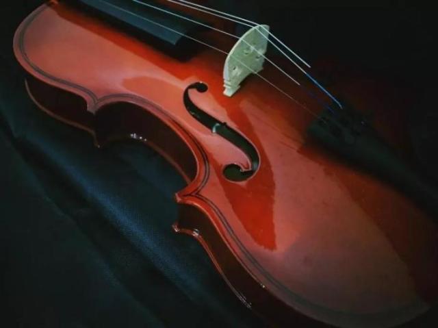 Violino, Saturn- Sleeping at Last