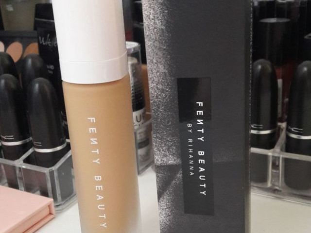 Base da minha Deusa Rihanna
Fendy Beauty