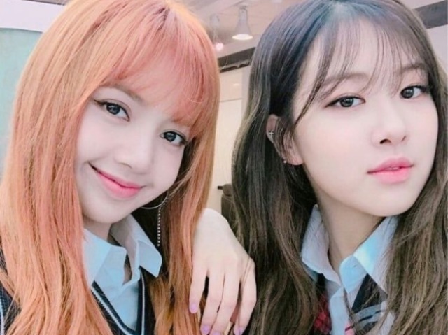 Rosé (mais velha) e Lisa (mais nova)