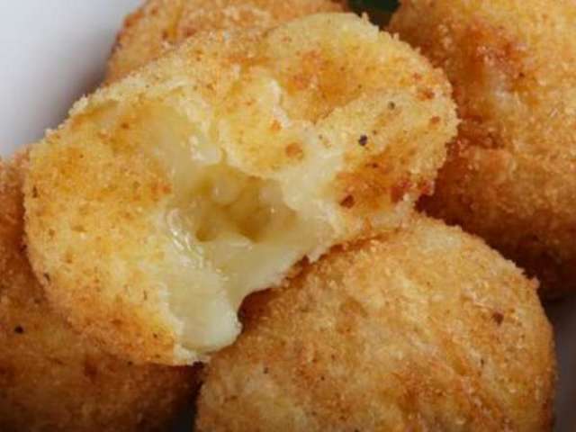 Bolinha de queijo