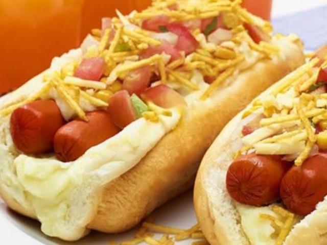 Cachorro quente ( hot dog )