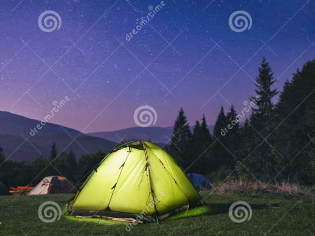 Ele estava acampando na ilha Mako com seu melhor amigo Ken na noite de lua cheia. Quando no meio da noite, foi explorar a ilha e acabou descobrindo uma entrada na caverna. Ele entrou e de repente, caiu na piscina da lua e virou um tritão ao tocar na agua.