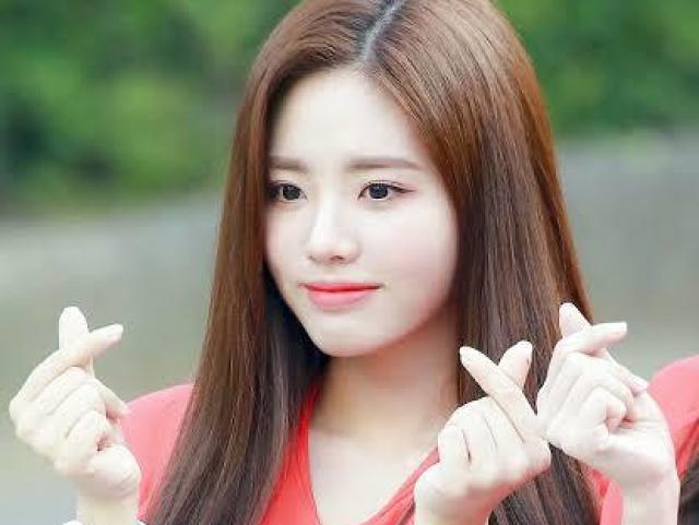 Jiwon (fromis_9)