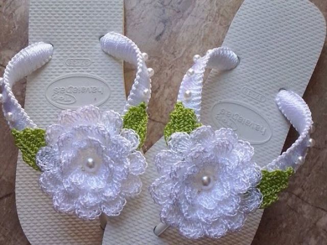 Chinelo Florzinha de Crochê