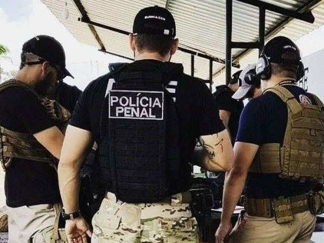 Policial