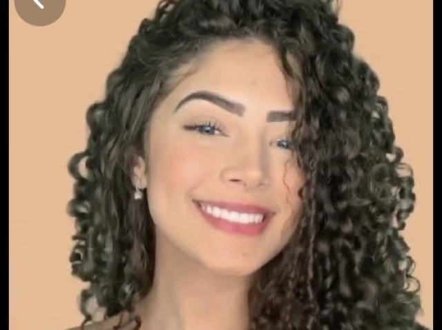 Morena cacheada🤎👩🏽🦱