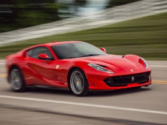 Ferrari 812 Superfast