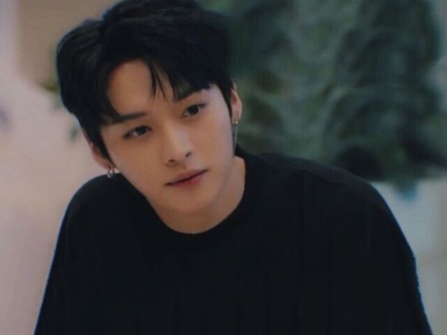 🦋Lee know🦋