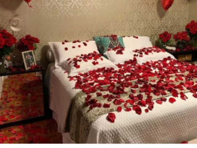 No meu quarto
cheia de pétalas