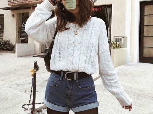 Blusa de frio e short