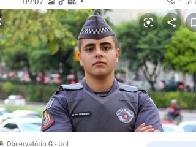 Policial