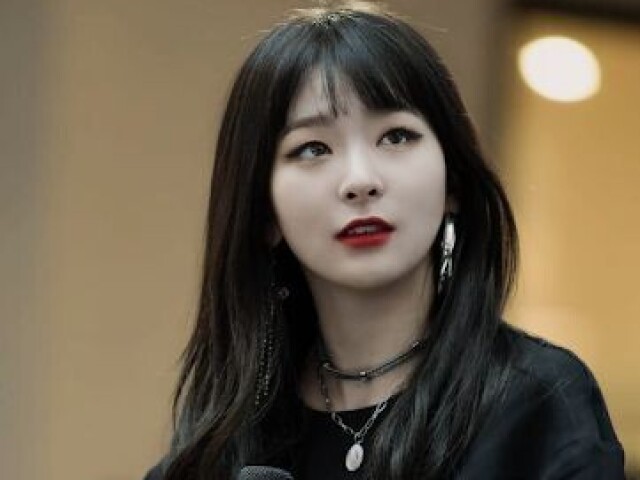 Seulgi
Red Velvet