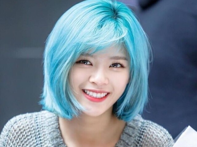 Jeongyeon
Twice