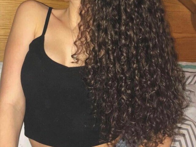 Cabelo longo e enrolado