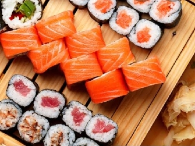 Comida Chinesa/Japonesa(Sushi)