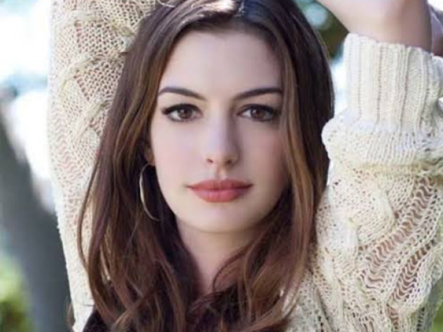 Anne Hathaway