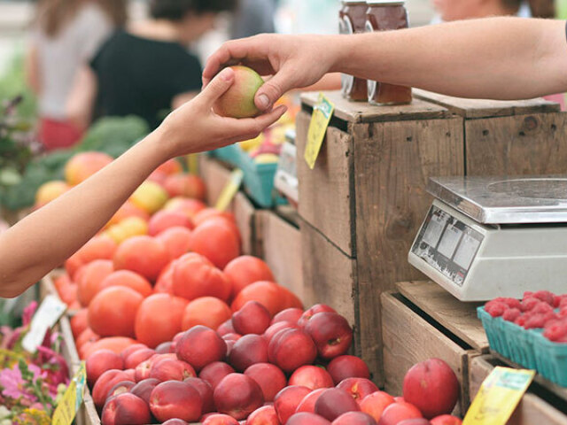 Sempre que posso compro do produtor local