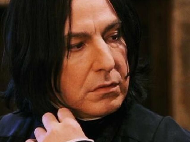 Snape, perfeito, ele com certeza