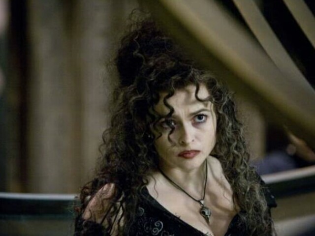 12. Bellatrix Lestrange (Helena Bonham Carter) - Saga Harry Potter (2001 - 2011)