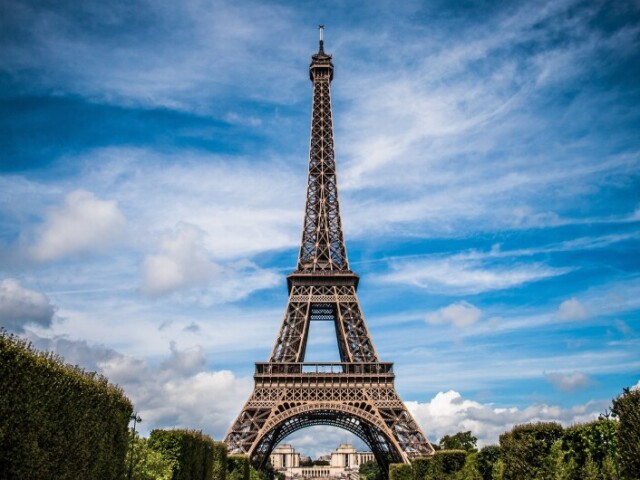 La Tour Eiffel (1889)- Paris