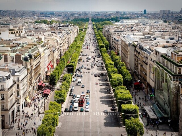 L'Avenue Les Champs-Elysées (1864) - Paris