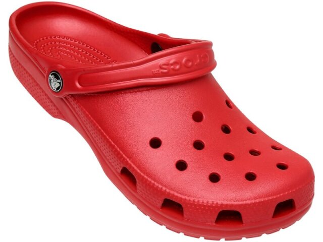 crocs vermelho