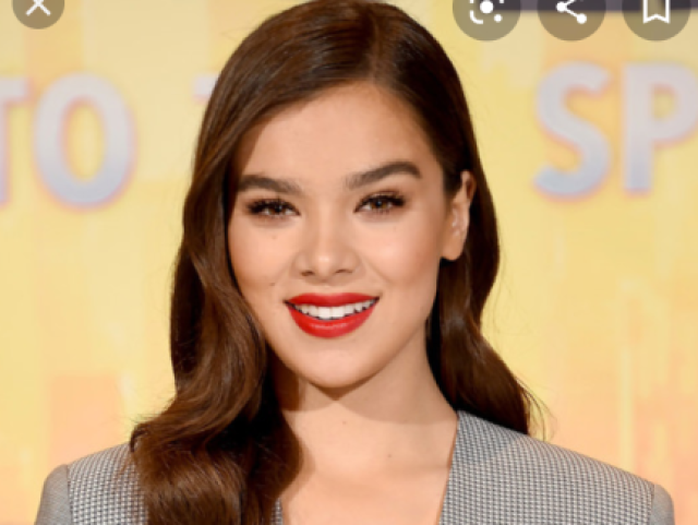 Hailee Steinfeld