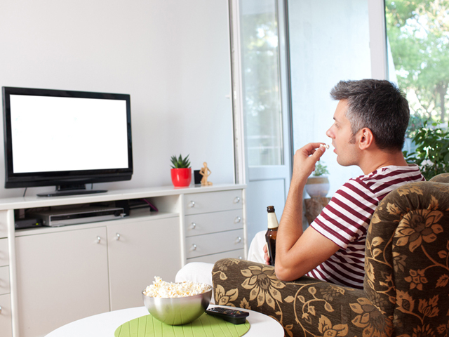 Apenas Ficar Sentado Relaxado Em Casa, Vendo Minha Série Ou Filme Favorito(a)