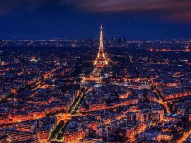 Paris, Franรงa
โ