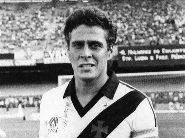 Roberto Dinamite