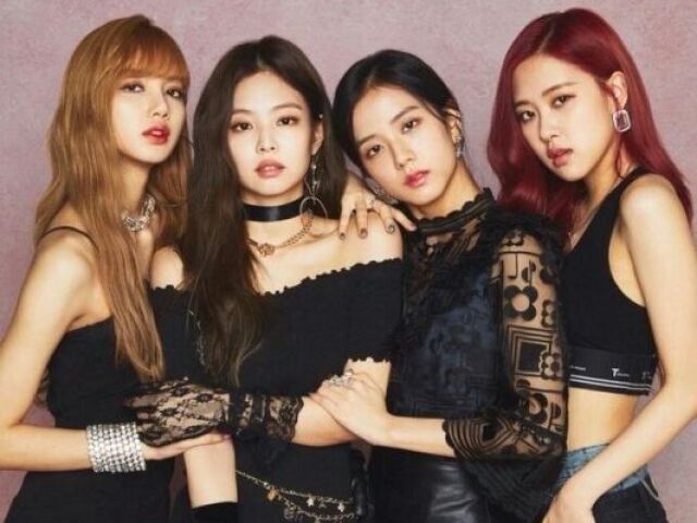 Monte um álbum e veja quem do BlackPink você seria