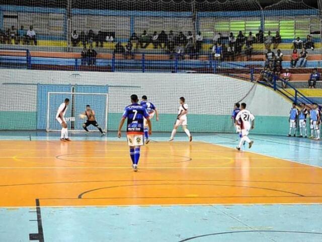 JOGAR FUTSAL