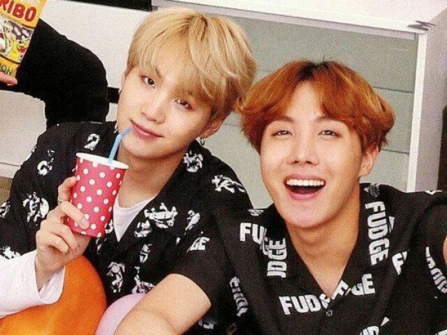 SUGA E JHOPE