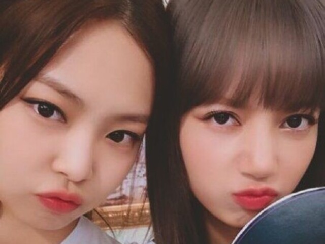 JENNIE E LISA