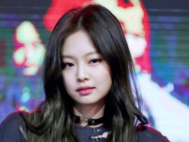 JENNIE