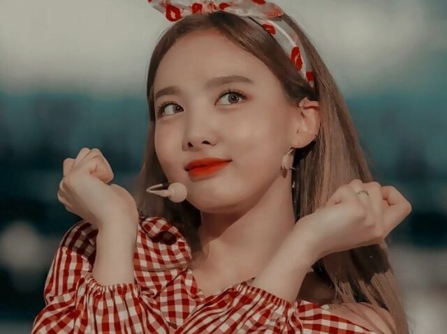 Nayeon ღ