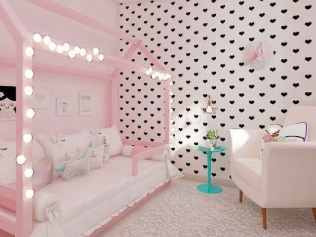 Quarto tΓpico de menina
