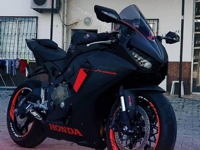 Moto🖤