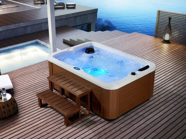 Jacuzzi