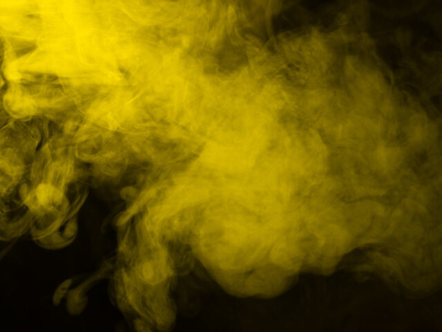 Amarelo