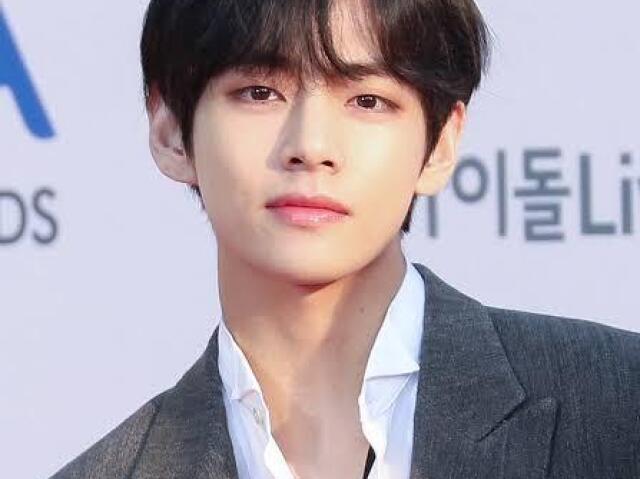 Kim taehyung (V)