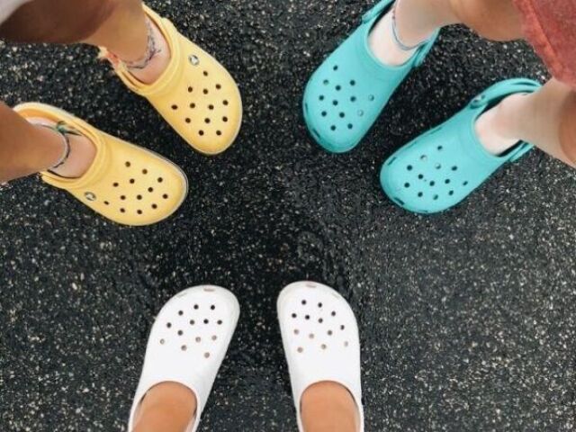 ISSO É MUITO VSCO, Crocs = meu estilo.