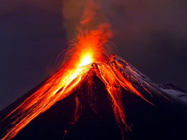 Vulcão em erupção