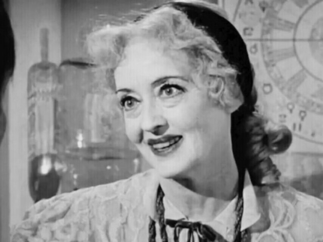 Jane Hudson (Bette Davis) - O Que Terá Acontecido á Baby Jane? (1962)