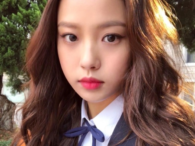 Go Min-si